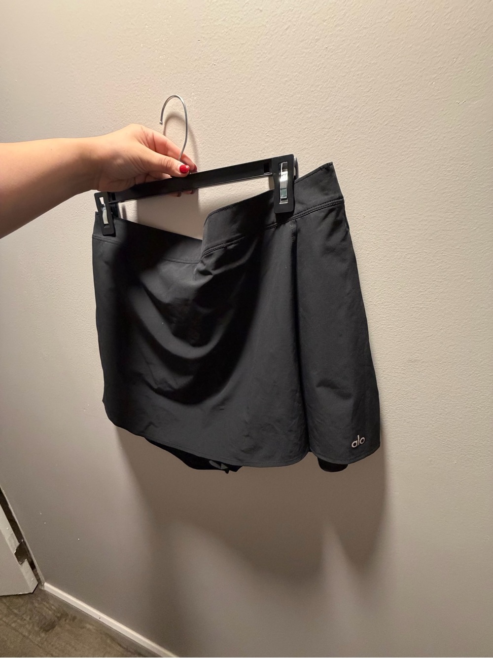 ALO Yoga Black Athletic Skort with Built-In Shorts